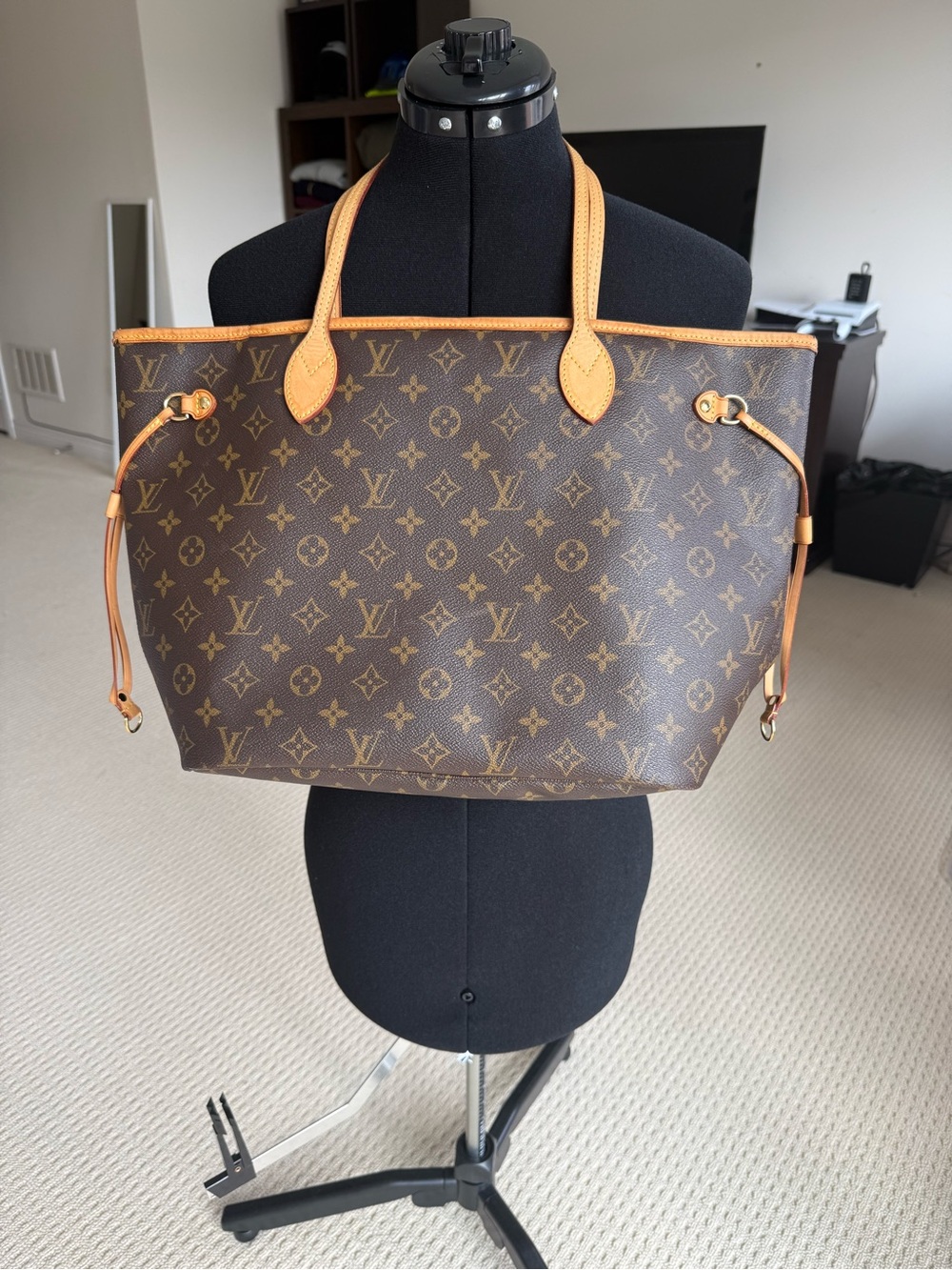 Louis Vuitton Monogram Canvas Tote with Natural Vachetta Trim
